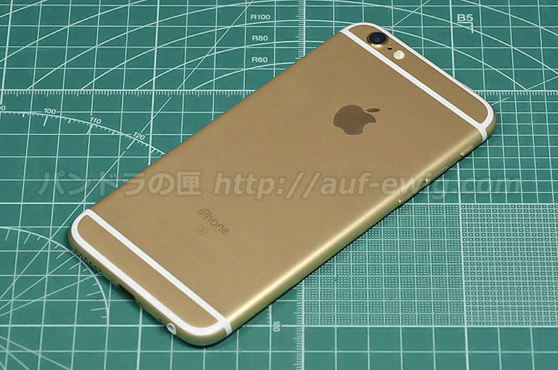 Apple　iPhone6s 64GB GOLD